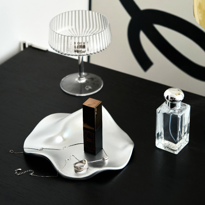Light Luxury Style Jewelry Sto - Table Watch Luxury review and price