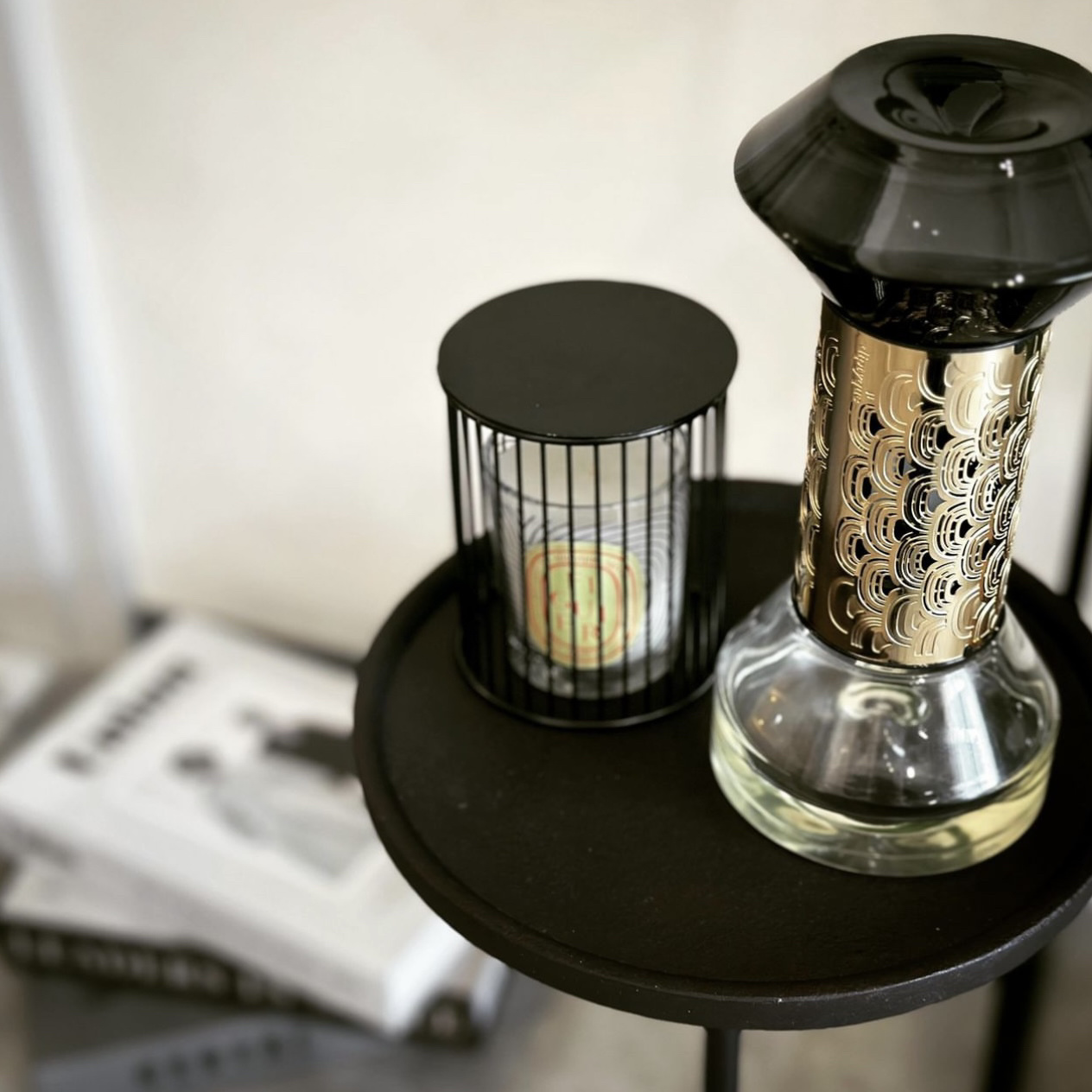 Diptyques Hourglass Diffuser B - Table Watch Luxury review and price