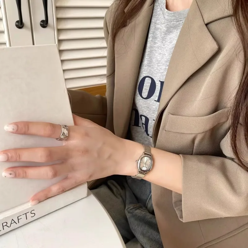Small Oval Dial Green Watch Si - Luxury Watch Casio review and price